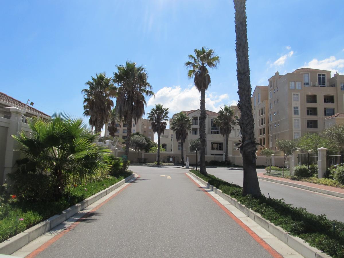 Villa Italia 26-63 Self Catering Penthouse Cape Town Exterior photo