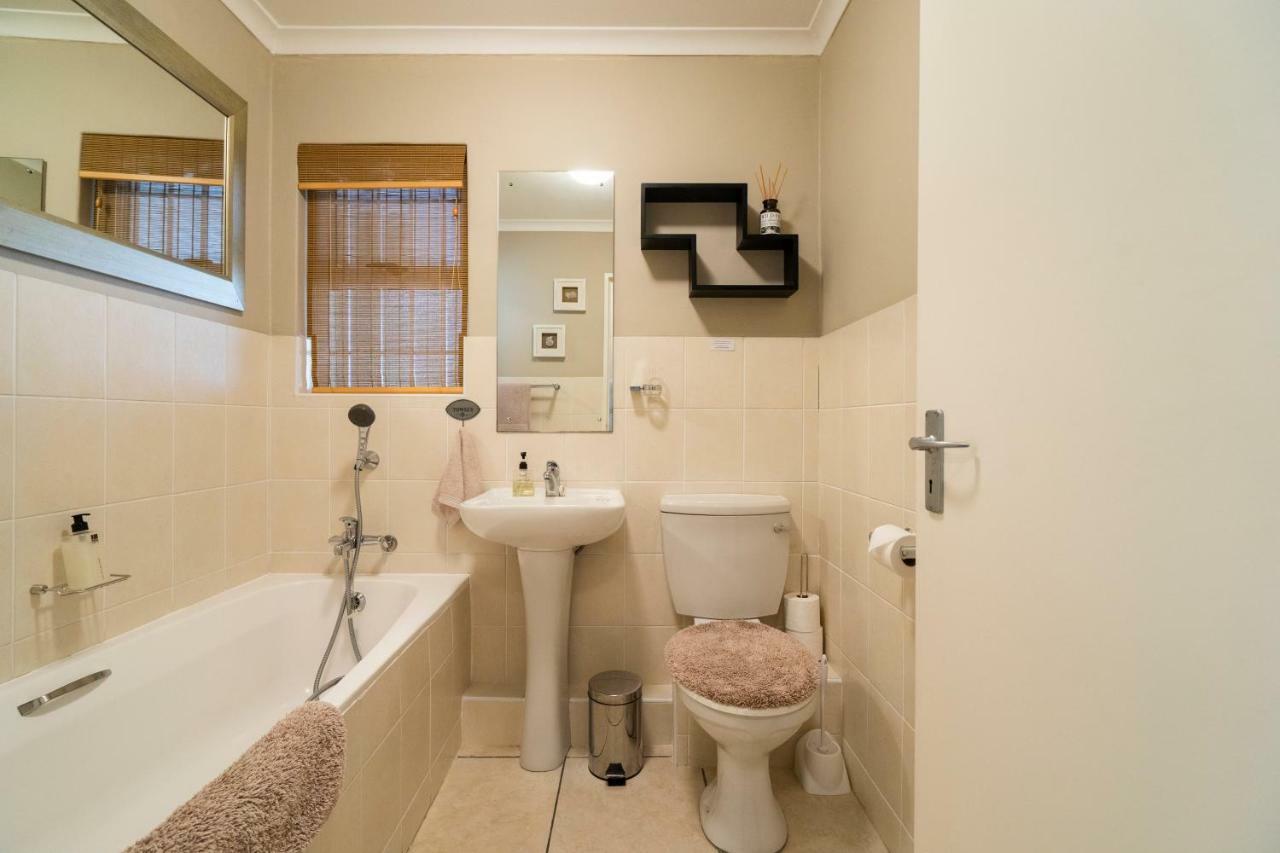 Villa Italia 26-63 Self Catering Penthouse Cape Town Exterior photo